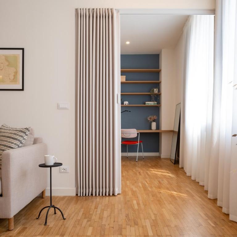 Realkasa Gallery Blue Suite - One-Bedroom Apartment - 9