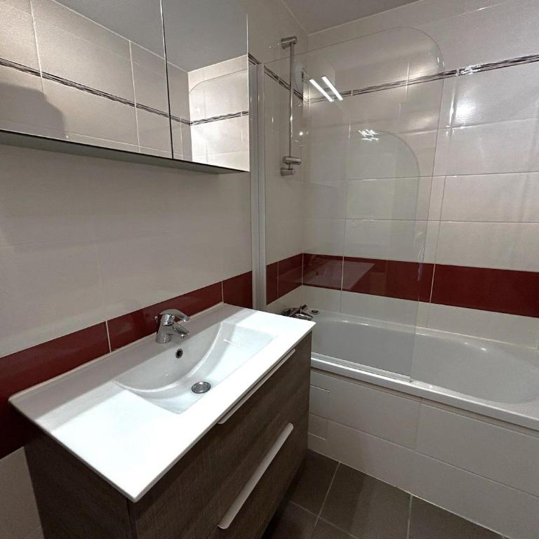 Bel appartement rénové 6 pers. à La Croisette - FR-1-452-202 - Appartement (6 Adultes) - 11