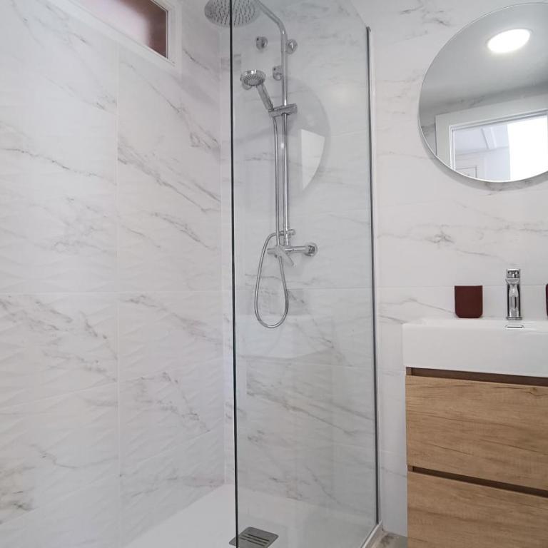 Beach Studio Puerto Marina Playa - Studio Apartment - 12