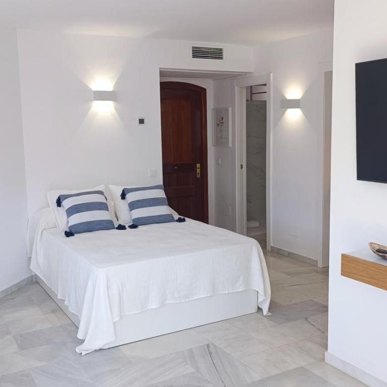 Beach Studio Puerto Marina Playa - Studio Apartment - 8