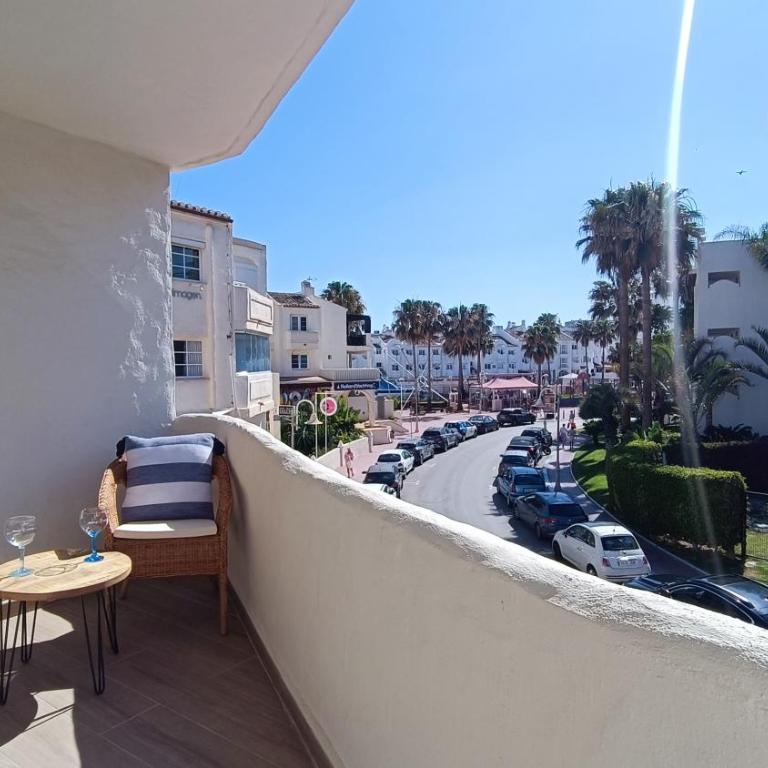 Beach Studio Puerto Marina Playa - Studio Apartment - 4