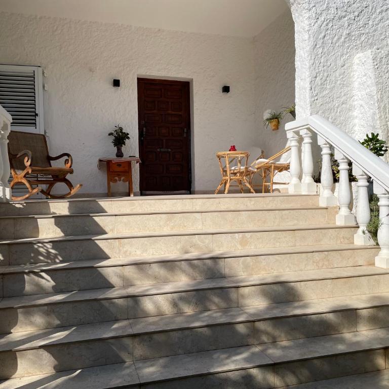 Chalet Las Brisas - Four-Bedroom House - 2