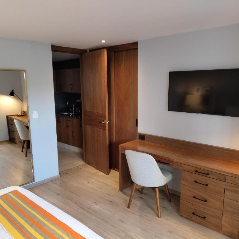 ZAMORA By Mr W - Apartment with Balcony - 6