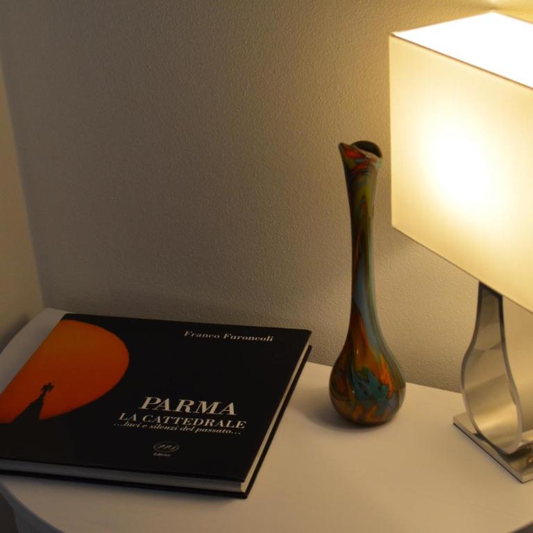 Heart of Parma - Appartamento con 2 Camere da Letto - 8