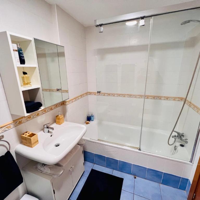 #SeaParaiso# Heated pool,Private parking,Fast WiFi - Apartamento de 2 dormitorios - 7