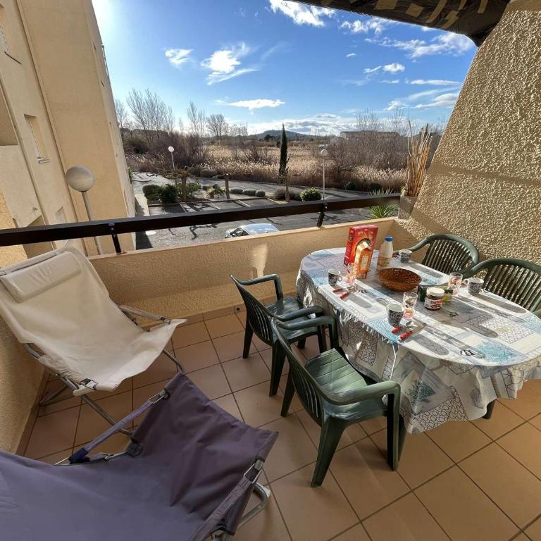 Appartement avec piscine et parking, proche des commerces - FR-1-387-189 - Apartamento - 7