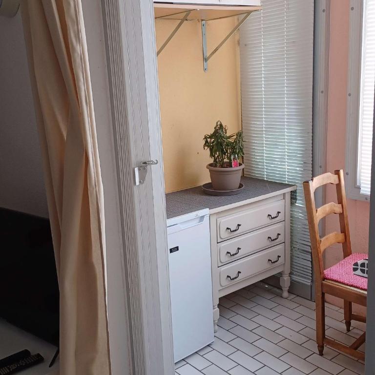 Studio alcôve 4 pers avec véranda au Cap d'Agde - FR-1-607-159 - Studio - 11