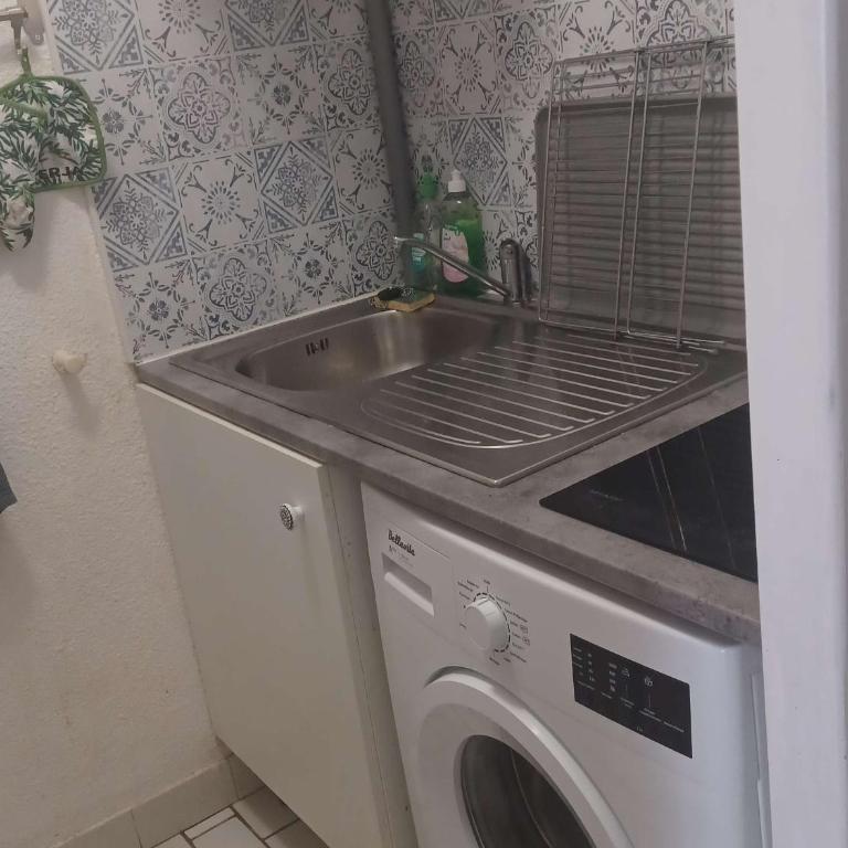 Studio alcôve 4 pers avec véranda au Cap d'Agde - FR-1-607-159 - Studio - 14