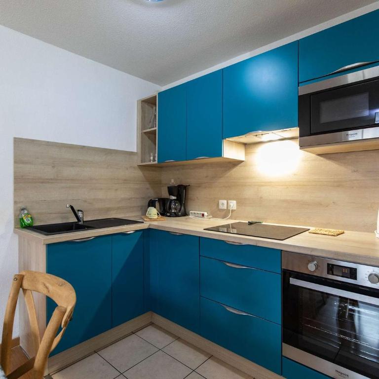 T3 avec Jardin, Piscine, Sauna, Hammam - Proche Commodités, Ski et Thermes - 4 Pers, Luz-Saint-Sauveur - FR-1-402-135 - Appartement - 5