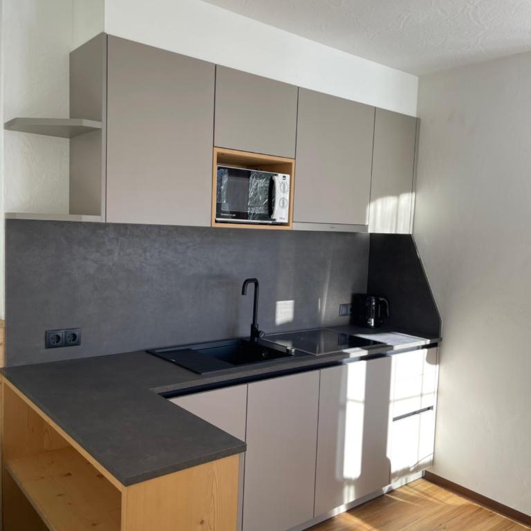 Guesthouse Rungg - Appartamento con Vista Montagna - 6