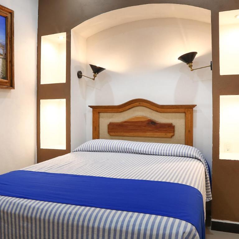 Meson de Juan Valle - Twin Room - 13