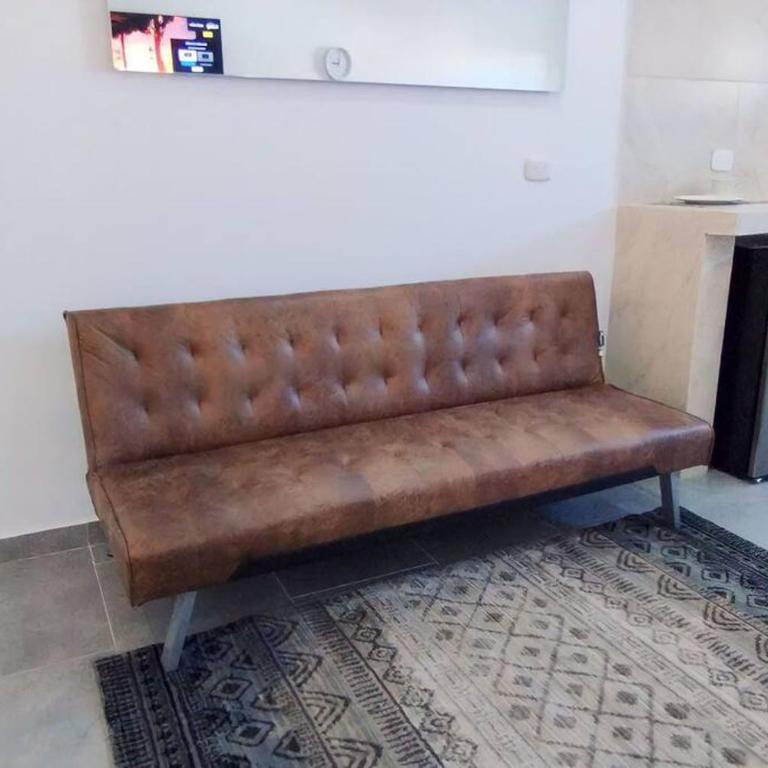 Cómodo estudio - Apartamento de 1 dormitorio - 8