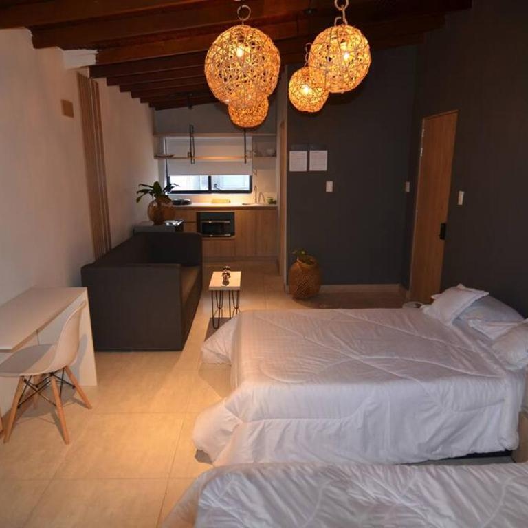 Amplio y cómodo loft en Medellin. Gran ubicación - One-Bedroom Apartment - 1