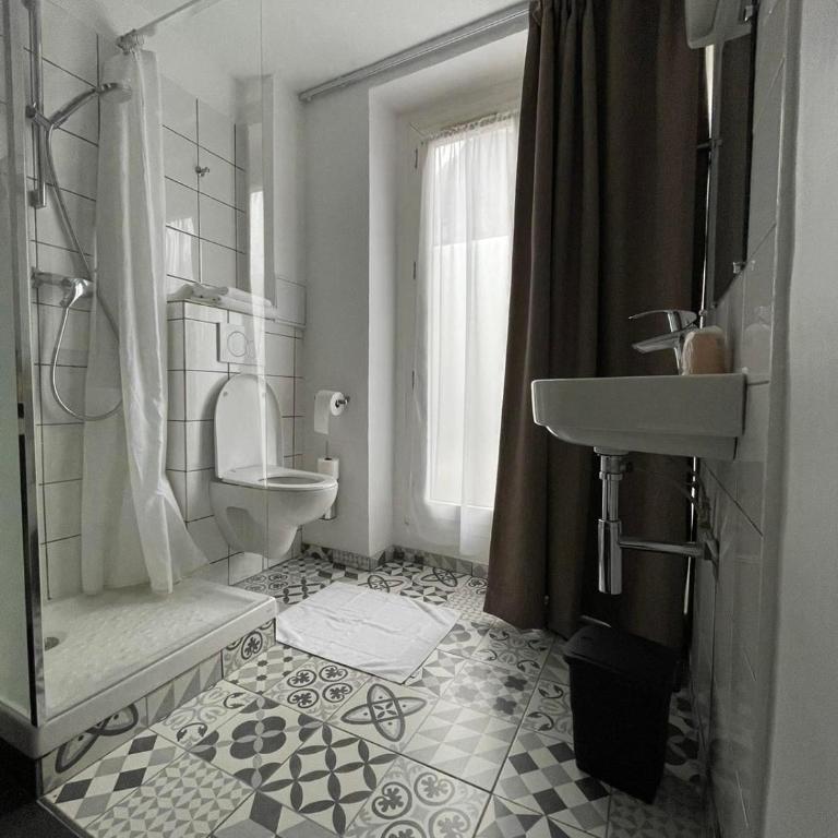 Hôtel De La Herse d'Or - Chambre Simple Confort avec Douche et Toilettes - 5