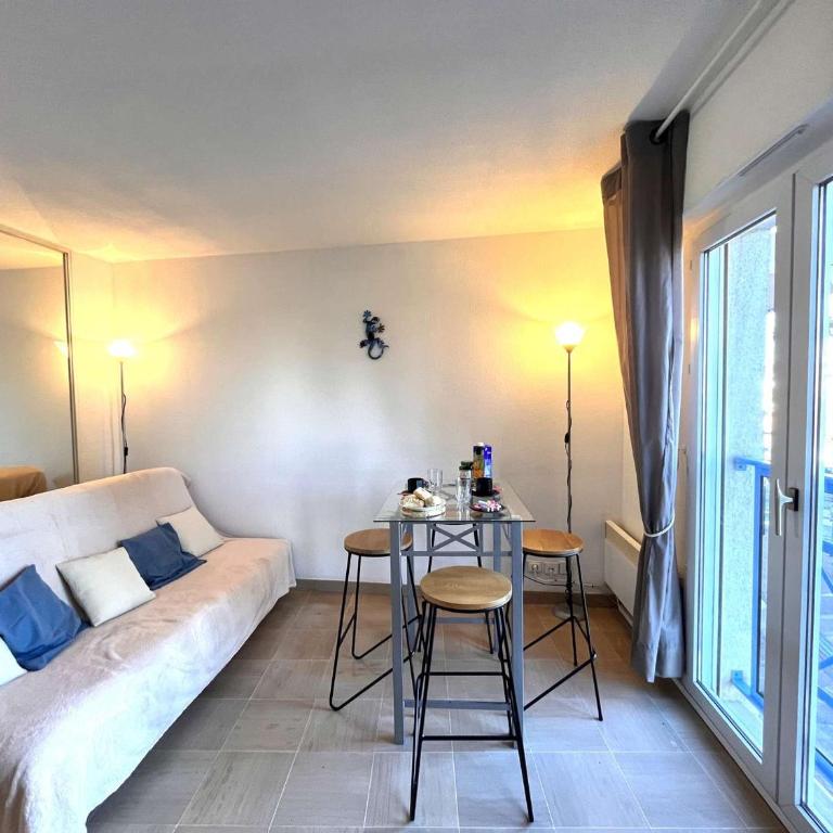 Studio cabine 2 pers à Port Fréjus, proche plage, internet inclus - FR-1-226A-168 - Appartamento - 5