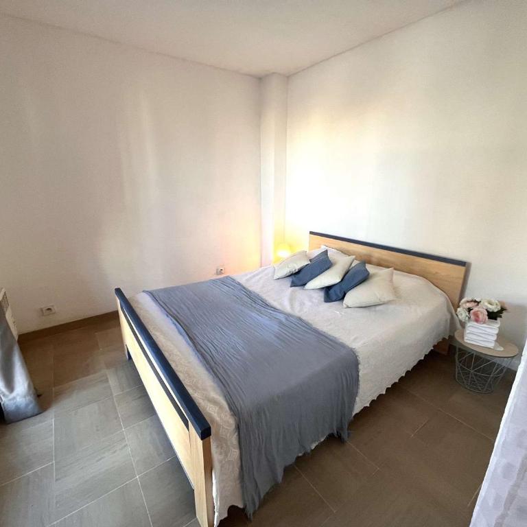 Studio cabine 2 pers à Port Fréjus, proche plage, internet inclus - FR-1-226A-168 - Appartamento - 11