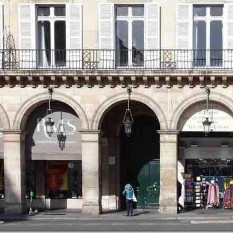 Iconic location only 500 meters to The Louvre - Studio - 28