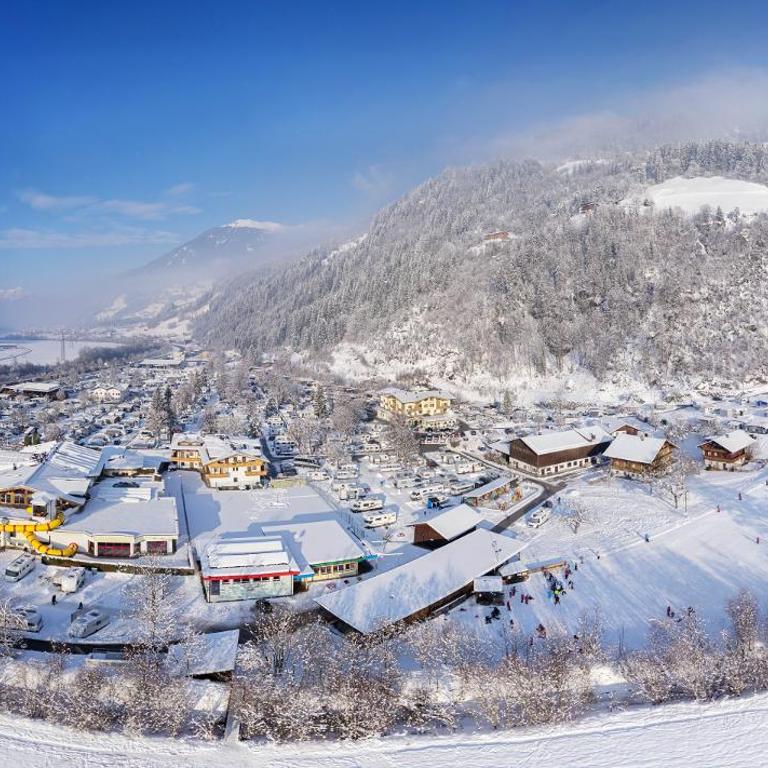 Chalet - Direkt am 5 Sterne Campingplatz Aufenfeld im Zillertal mit Hallenbad und Sauna - Haus mit 2 Schlafzimmern - 38