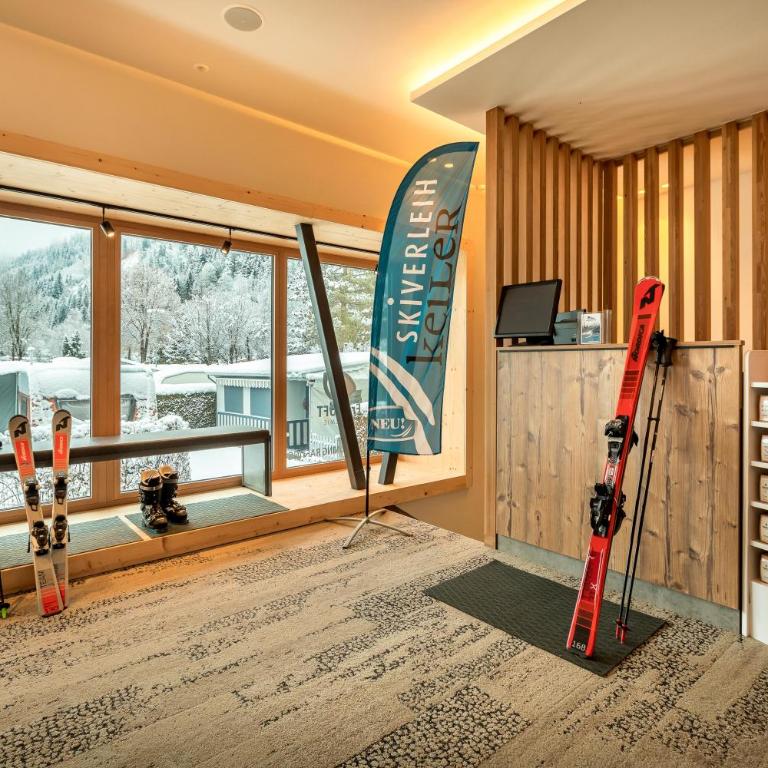 Chalet - Direkt am 5 Sterne Campingplatz Aufenfeld im Zillertal mit Hallenbad und Sauna - Haus mit 2 Schlafzimmern - 35
