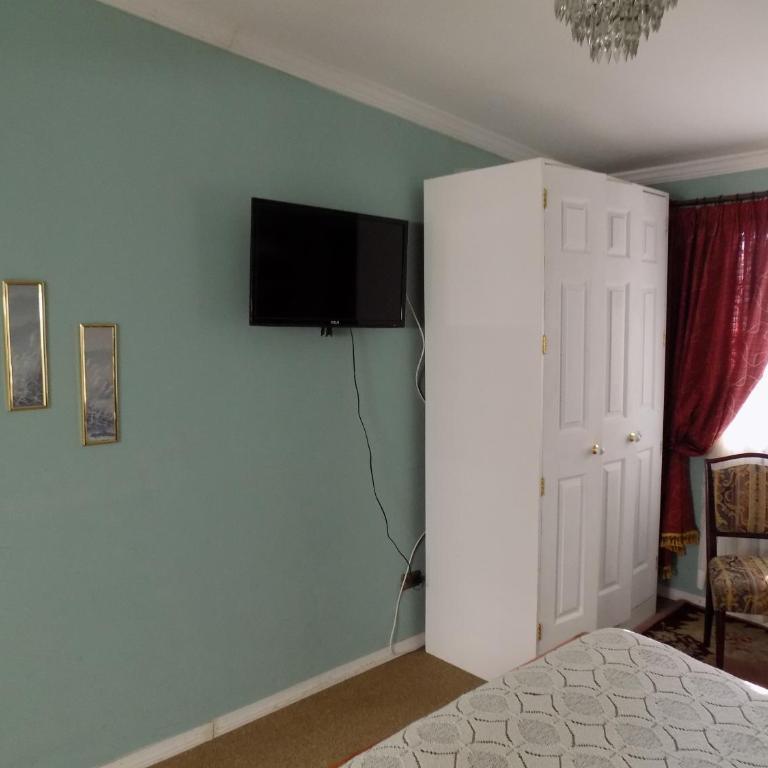 Hostal Gipuzkoa - Double Room with Private Bathroom - 2
