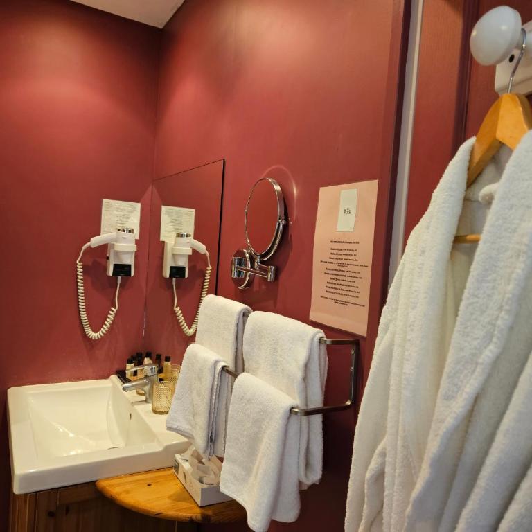 La Fraîchette-Hôtel & Spa - Chambre Double de Charme avec Terrasse 6 - 8