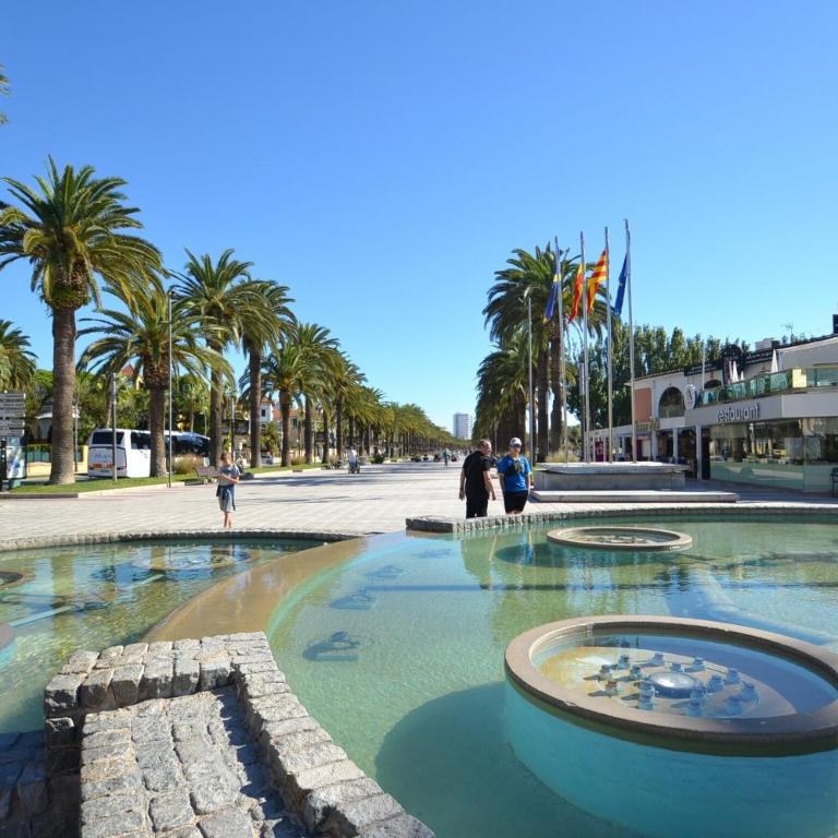 Apartamento con piscina en Salou - Apartamento de 1 dormitorio - 46