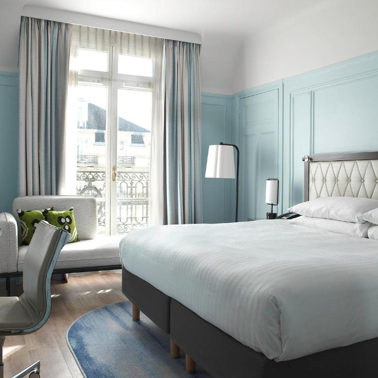 Paris Marriott Opera Ambassador Hotel - Chambre Lit King-Size Exécutive - 1