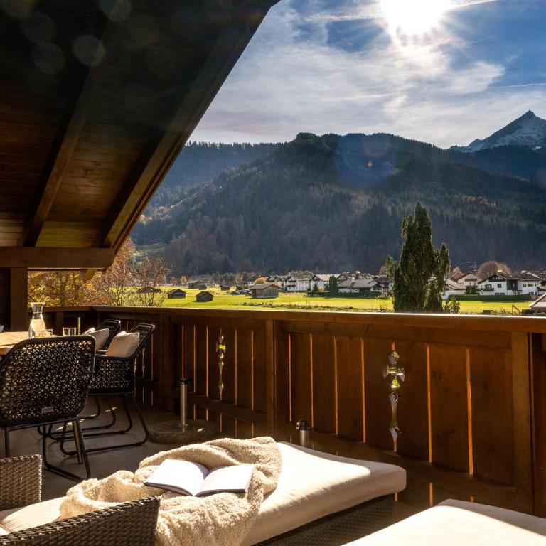 Aurum Lodge - Three-Bedroom Apartment - 17