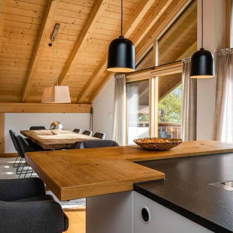 Aurum Lodge - Three-Bedroom Apartment - 11