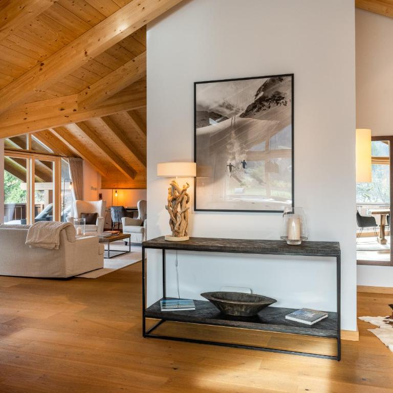 Aurum Lodge - Three-Bedroom Apartment - 9