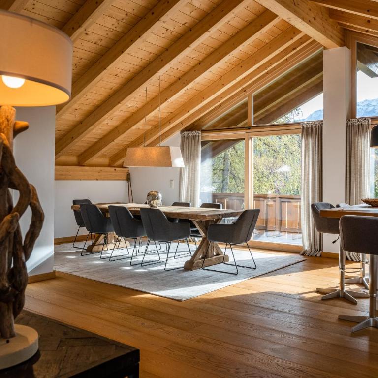 Aurum Lodge - Three-Bedroom Apartment - 6