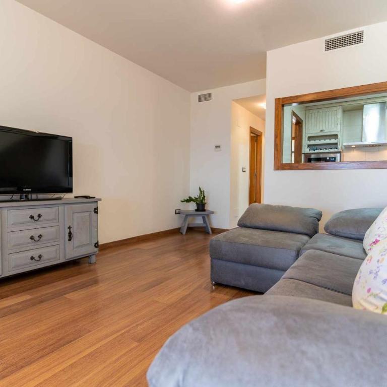 rentafive - Nuevo - A/A - Reformado - Piscina - Three-Bedroom Apartment - 2