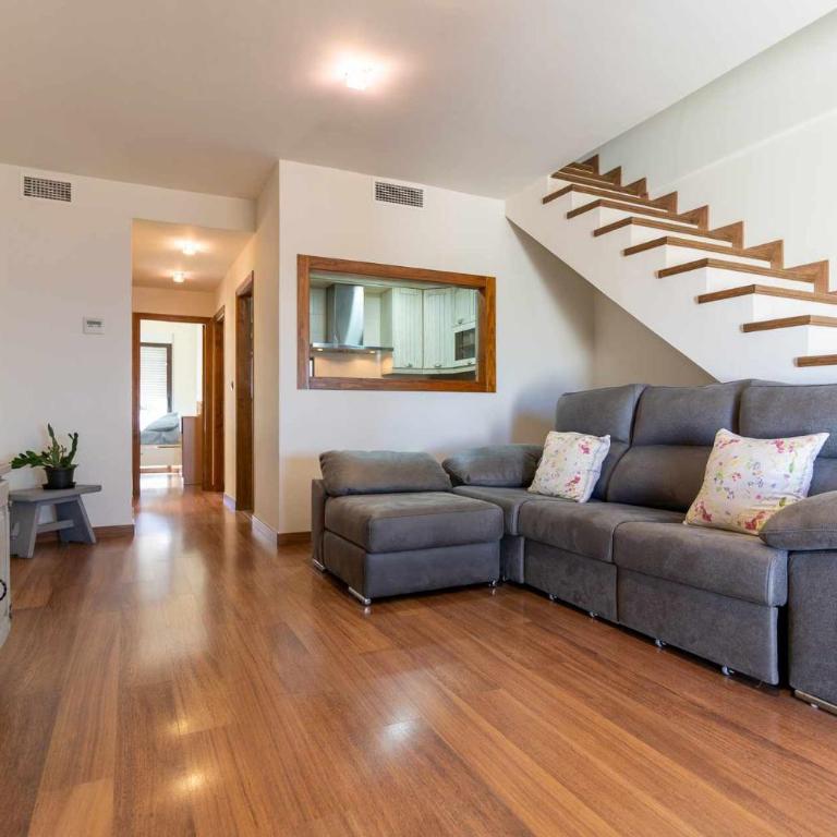 rentafive - Nuevo - A/A - Reformado - Piscina - Three-Bedroom Apartment - 3