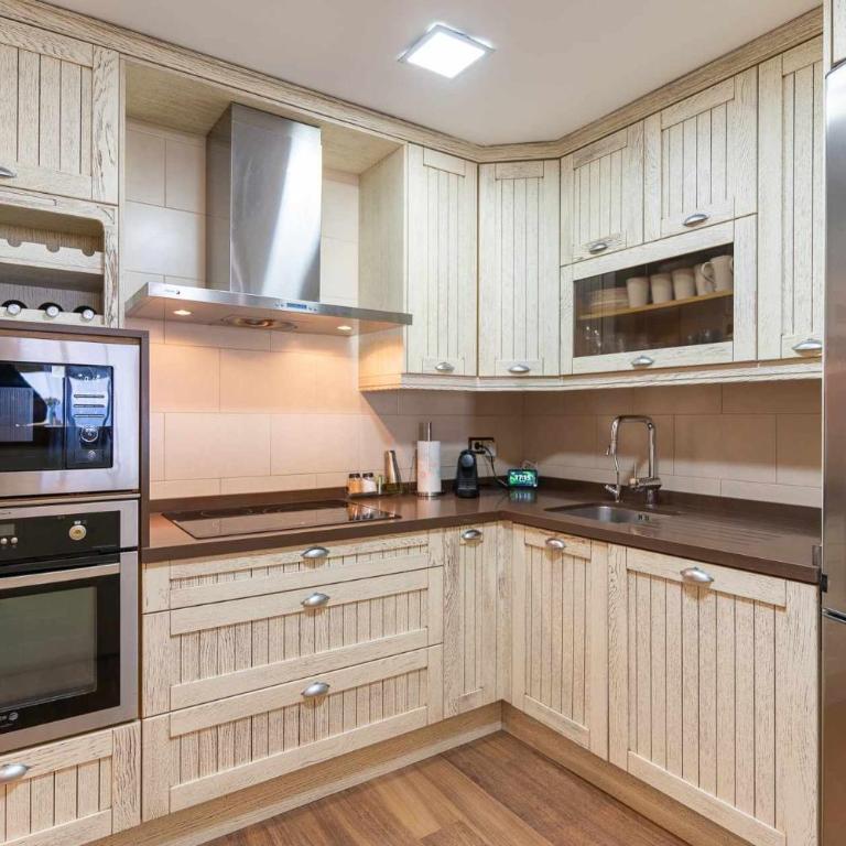 rentafive - Nuevo - A/A - Reformado - Piscina - Three-Bedroom Apartment - 4