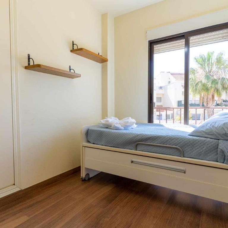 rentafive - Nuevo - A/A - Reformado - Piscina - Three-Bedroom Apartment - 8