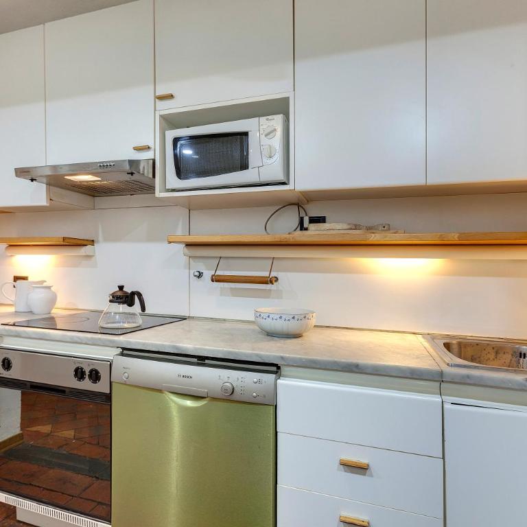 Serristori 31 - Appartamento con 4 Camere da Letto - 31