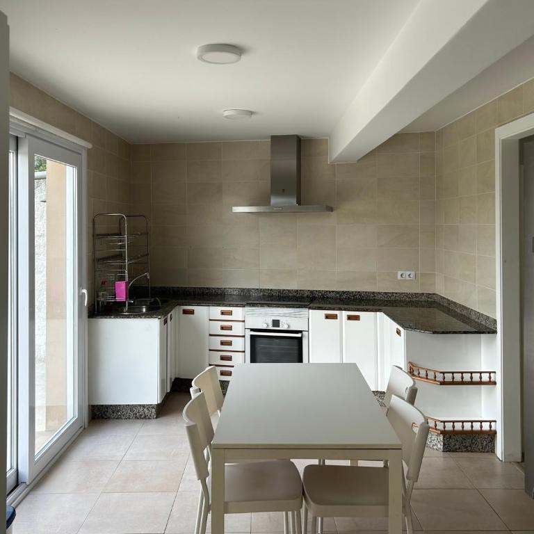 Apartagal-A Corredoira - Casa de 4 dormitorios - 24