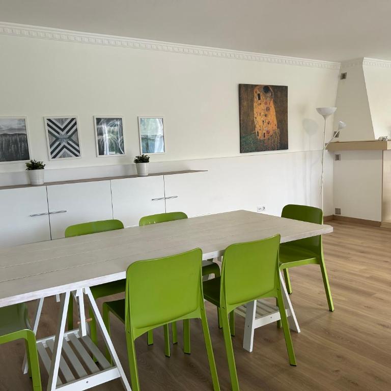 Apartagal-A Corredoira - Casa de 4 dormitorios - 21