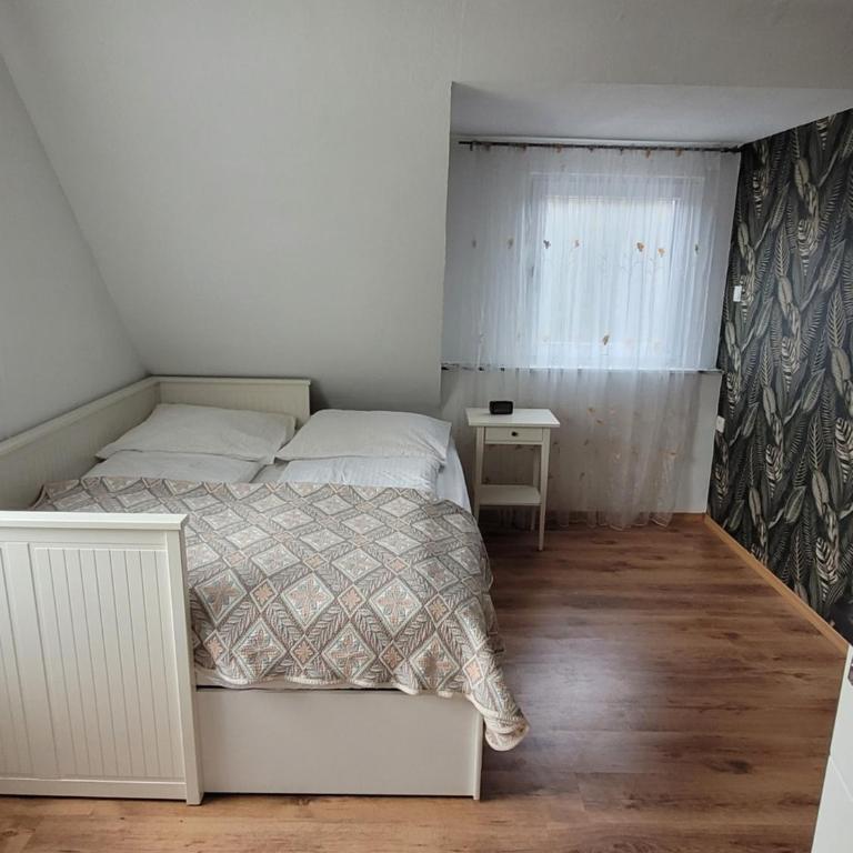 Apartment Ferienwohnung Steigwaldweg - Apartment mit 2 Schlafzimmern - 3