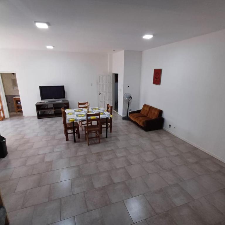Departamento Alberti - Two-Bedroom Apartment - 7