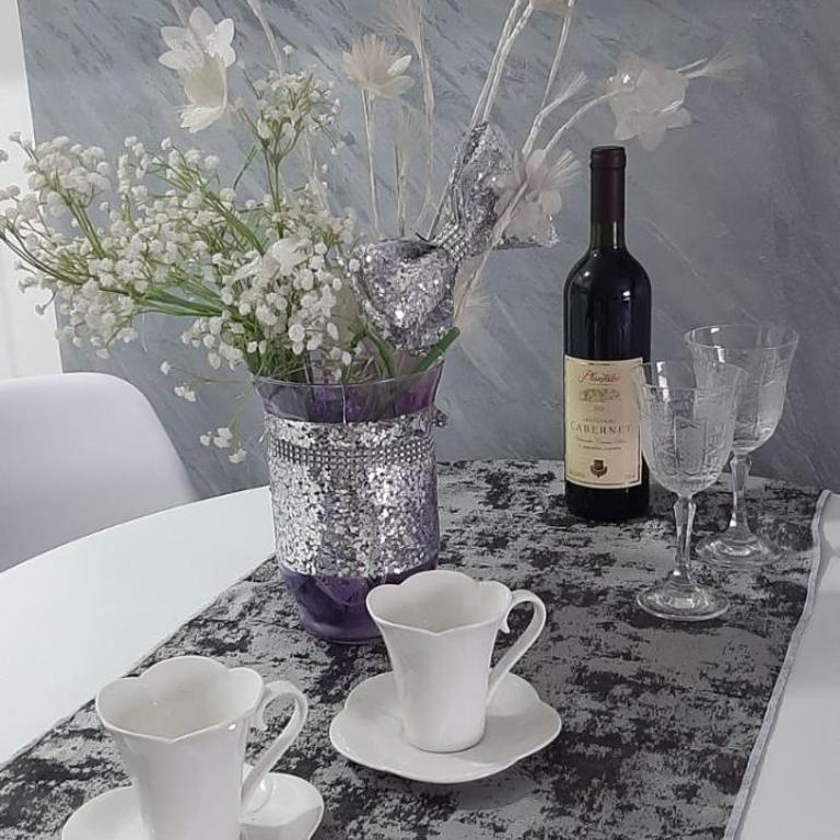 Cozzy apartment near the Aiport Podgorica - One-Bedroom Apartment - 14