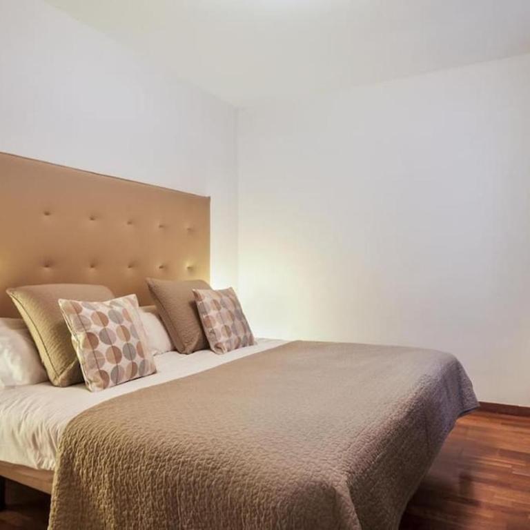 Canela Homes BARCELONA UNIVERSITAT - Three-Bedroom Apartment - 4