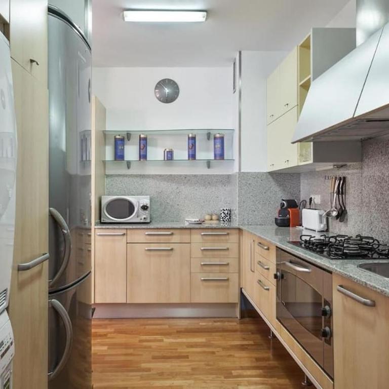 Canela Homes BARCELONA UNIVERSITAT - Three-Bedroom Apartment - 17
