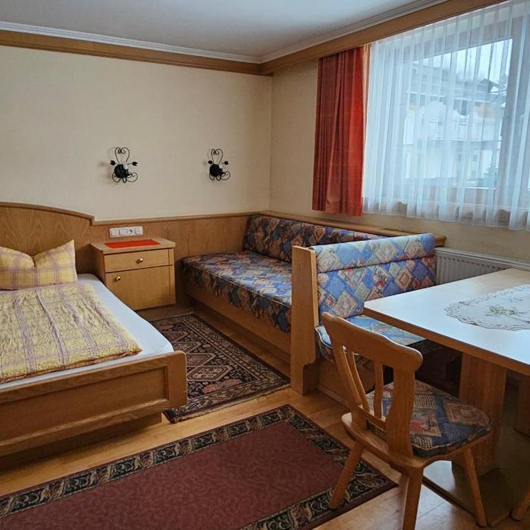 Hotel-Garni Pramstraller - Familienzimmer - 5