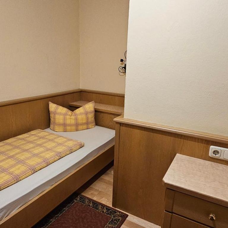 Hotel-Garni Pramstraller - Familienzimmer - 7