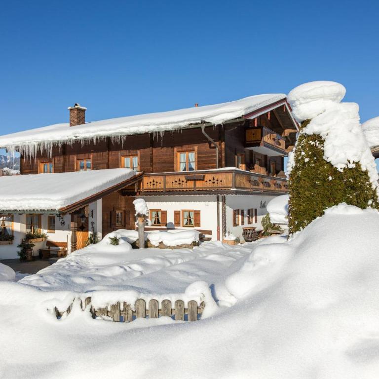 Pension Rennlehen Ferienwohnungen - Dreibettzimmer mit Balkon - 4