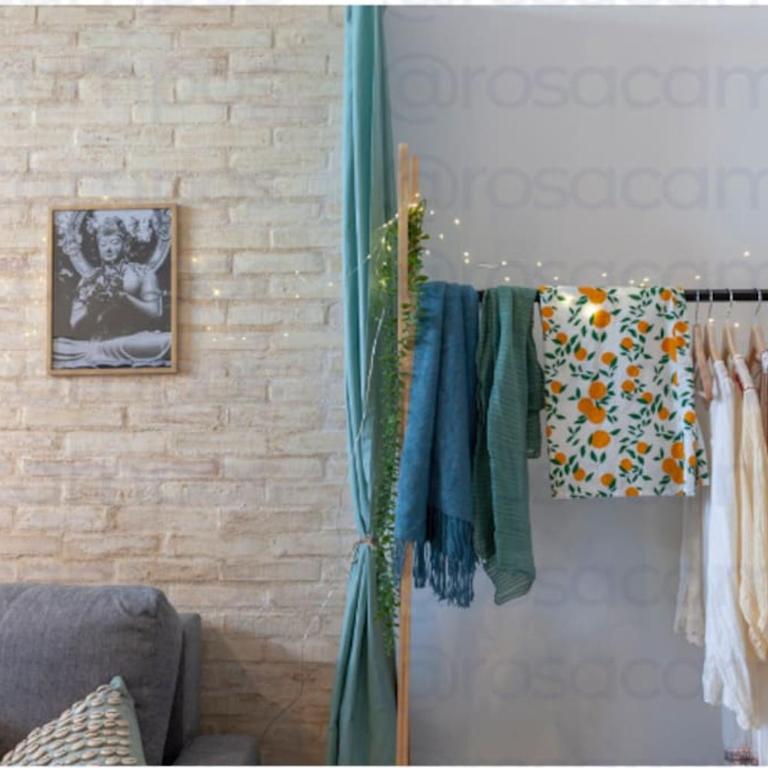 AL5 Seaside Bliss-stylish loft steps from Malvarrosa - Two-Bedroom Apartment - 17