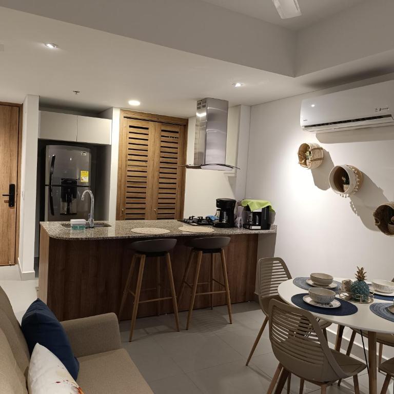 AMBAR ROCA 506 RODADERO - Apartamento con vistas a las montañas - 17
