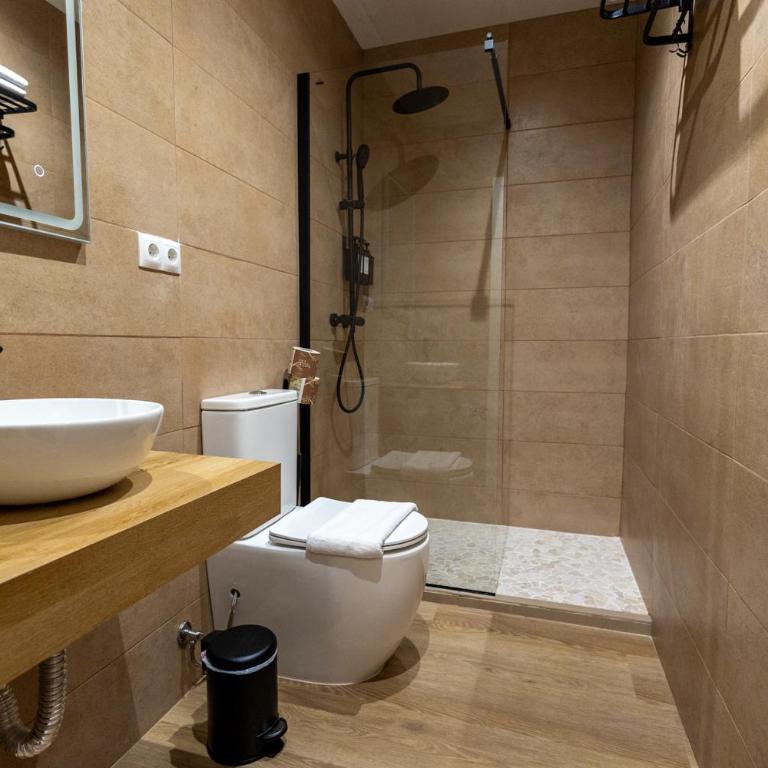 The Clover - Suite Familiar con balcón - 5