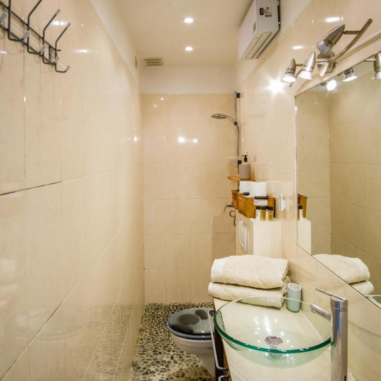 Appartement très cosy avec cour - Appartement 1 Chambre - 12